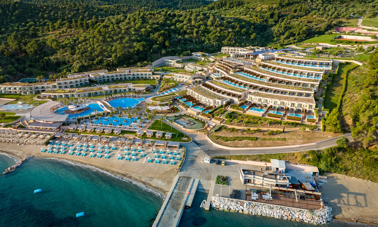 Miraggio Thermal Spa Resort pool in Halkidiki — photo 3