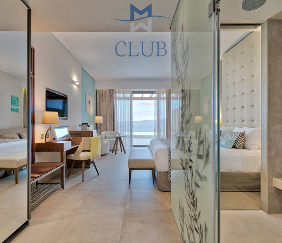 Club Sea View Private Pool room interior