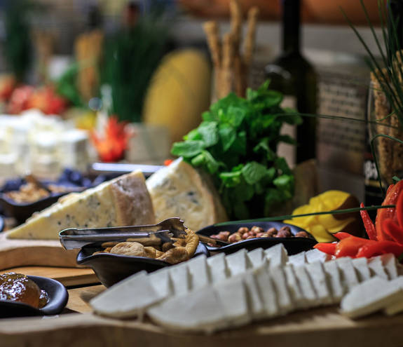 Kritamo Restaurant two cheese variants and decorations