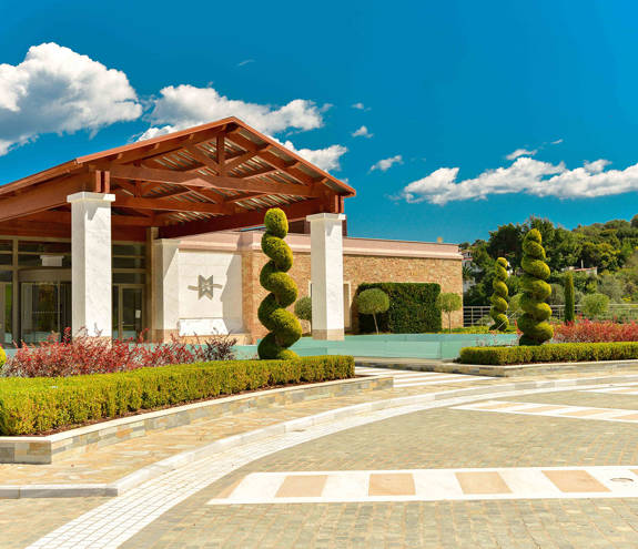 Miraggio Thermal Spa Resort entrance