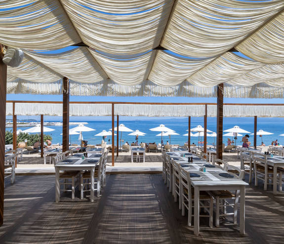 Mezedaki Beach Restaurant sitting area