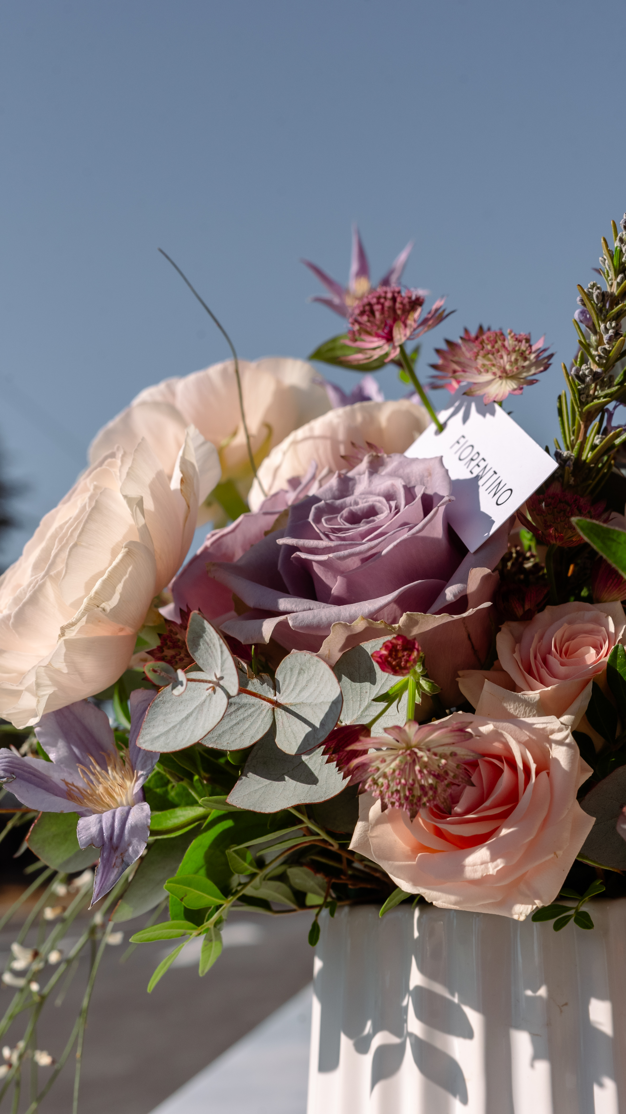 Bouquet of roses and mixed flowers with Fiorentino label inside