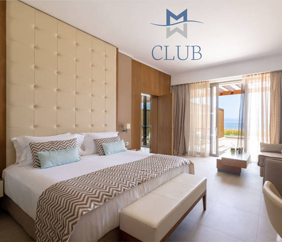 Club Sea View bed, sofa and chairs